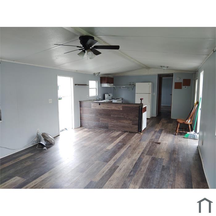 425 Woodland Ave